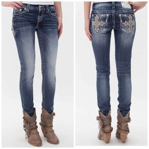 Miss Me I Straight Skinny Jeans